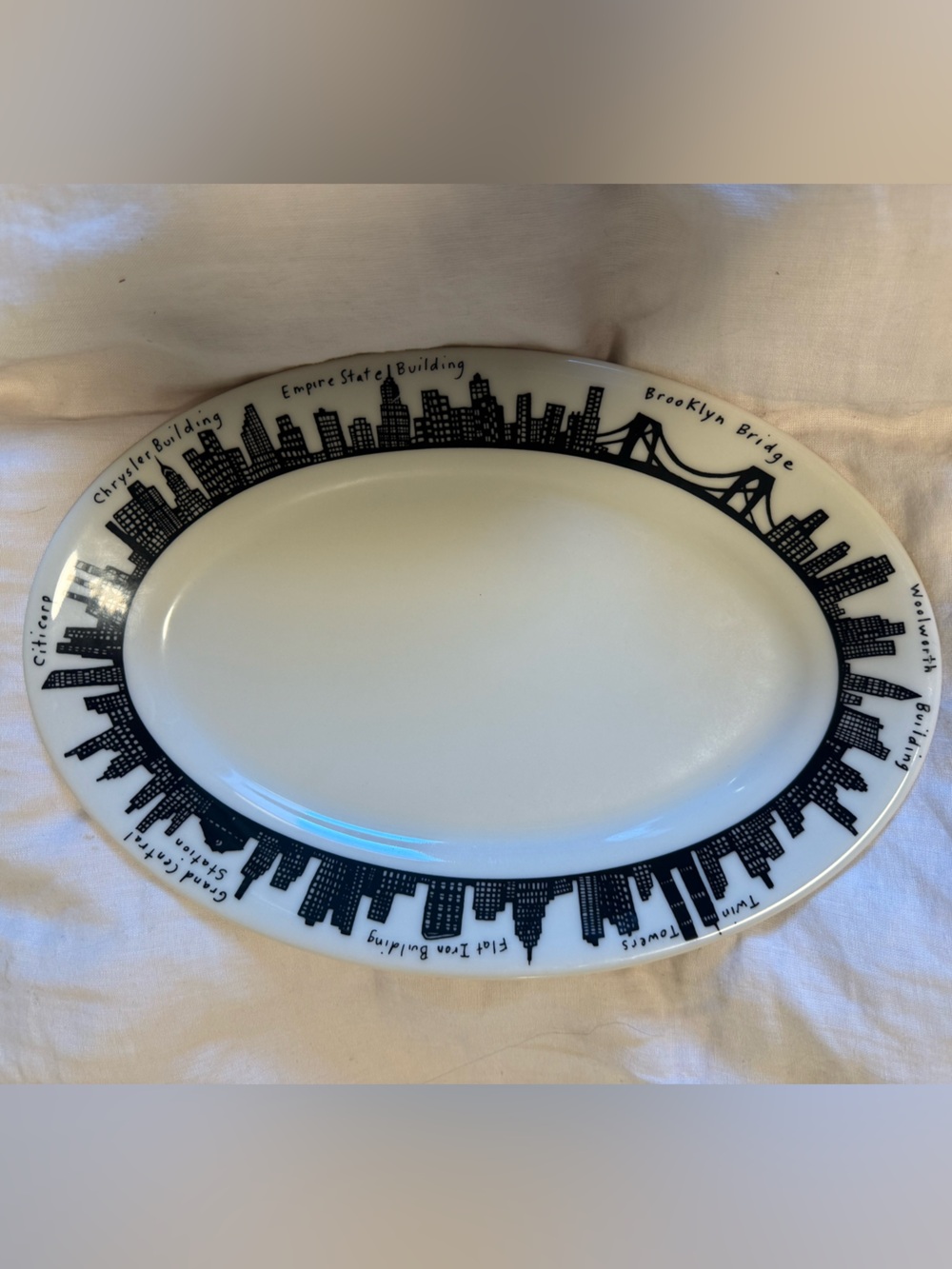 Fishs Eddy New York Skyline 13in Oval Serving Platter dinner plate appetizer